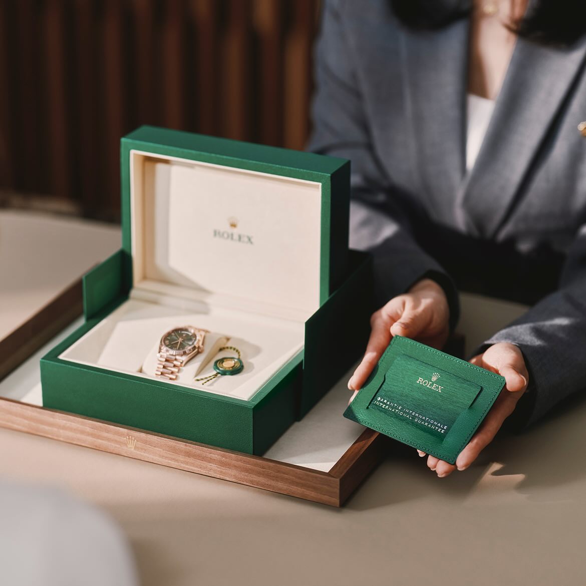 ACRE - Almaty ресми rolex дистрибьюторы